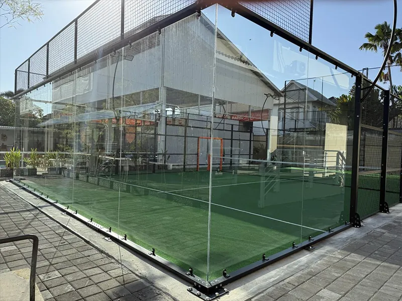 premium panoramic padel court (standard 20x10m)