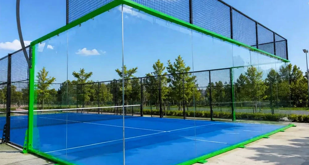 super panoramic padel court with 360° unobstructed glass design for premium sports clubs and professional padel facilities.